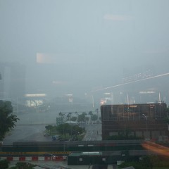シンガポールは雨季